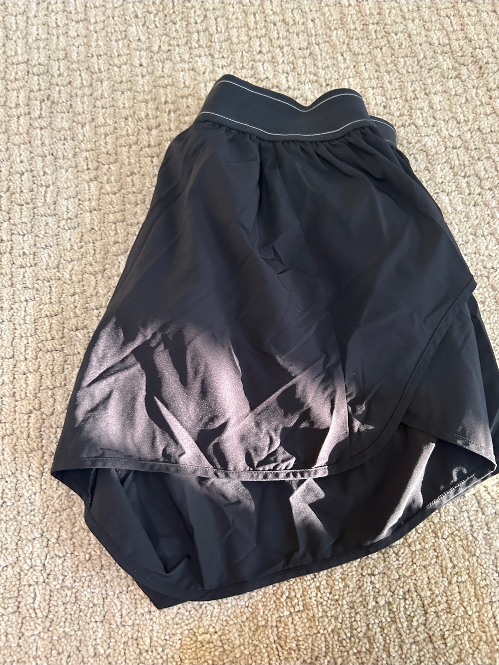 Alo Match Point Shorts Medium - Picture 2 of 6